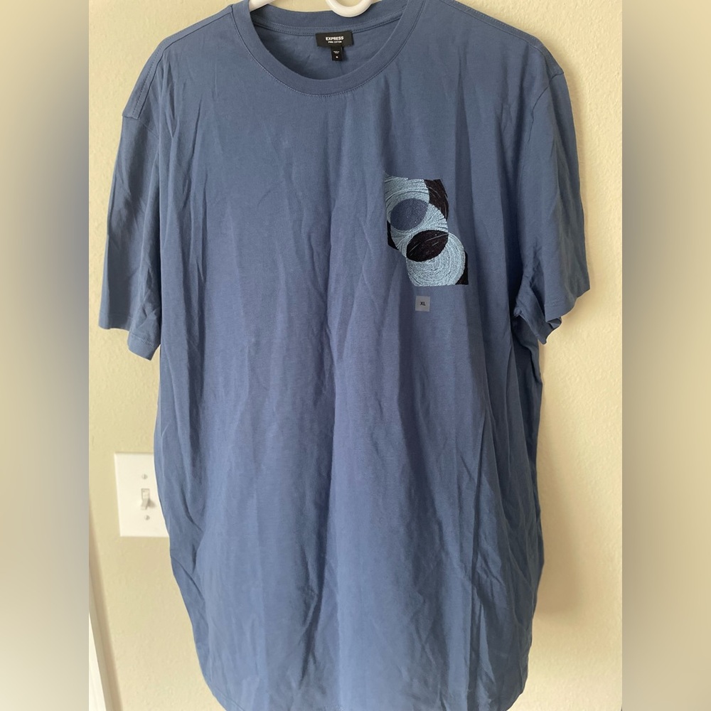 Express Men's Slate Blue Graphic Tee